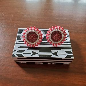 earrings hand beaded Native American Lakota